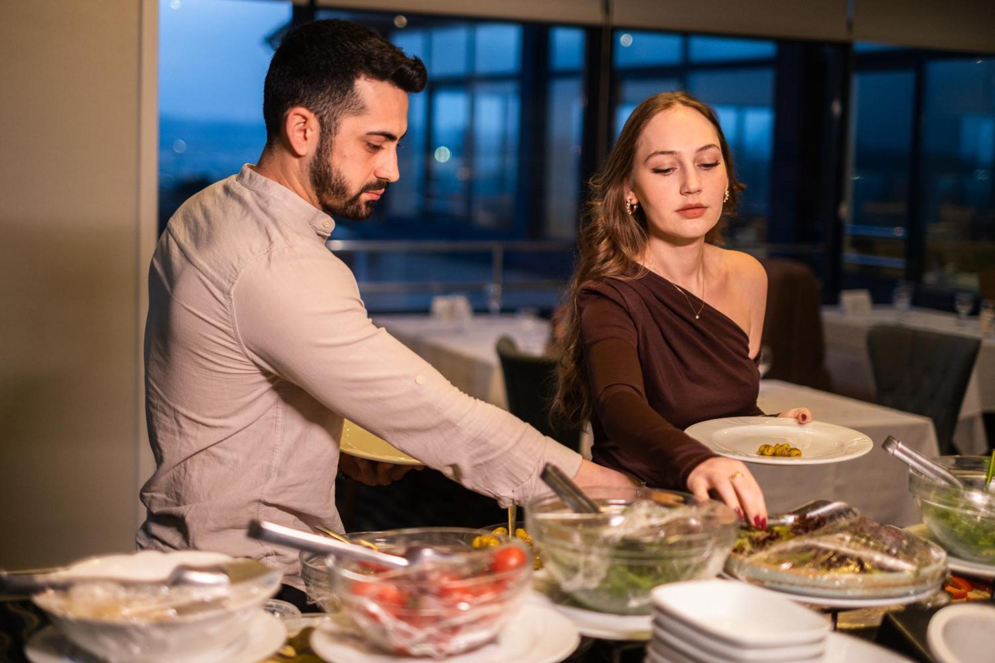 إليجانس ريزورت هوتيل آند سبا ويلنيس- أكوا يالوفا المظهر الخارجي الصورة